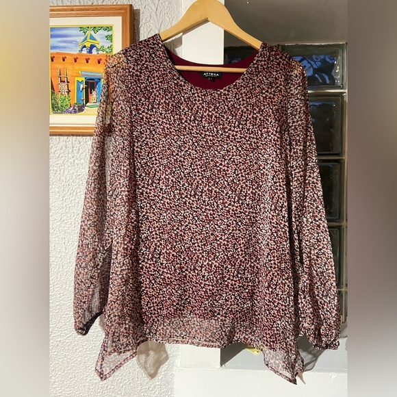 attesa maternity Tops - ATTESA Maternity Red Puff Sleeve Floral Red Blouse Size Large